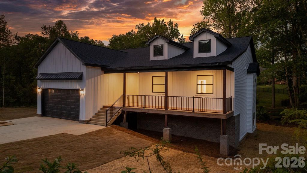 47 Tennyson Drive, Taylorsville, NC 28681