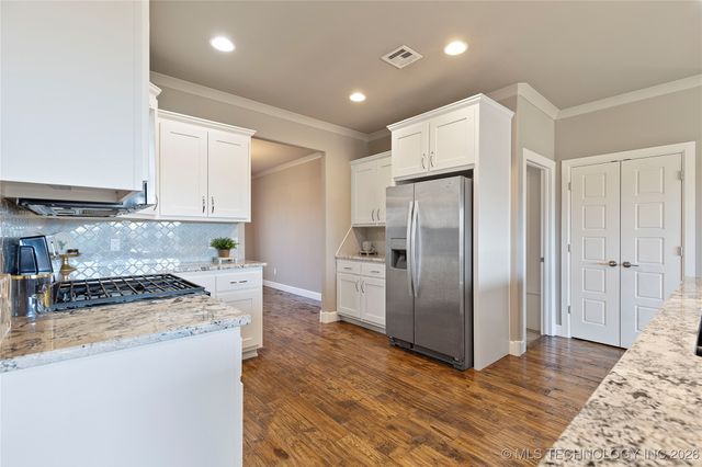 10402 S 226th East Avenue, Broken Arrow, OK 74014