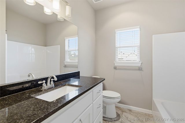 10402 S 226th East Avenue, Broken Arrow, OK 74014