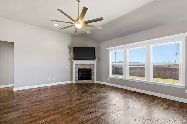 10402 S 226th East Avenue, Broken Arrow, OK 74014