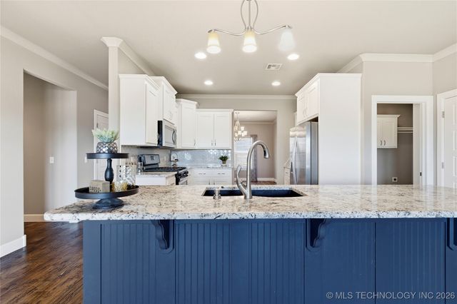 10402 S 226th East Avenue, Broken Arrow, OK 74014