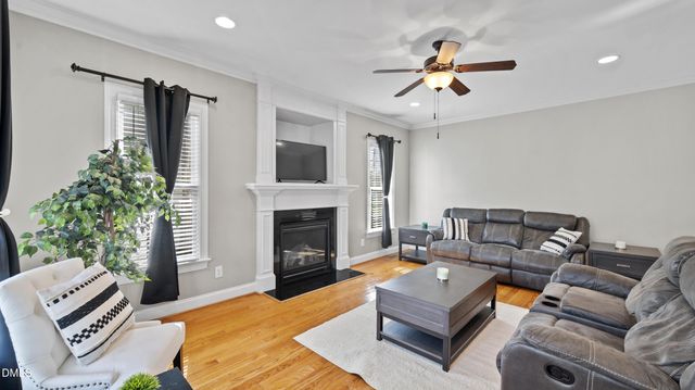 2817 Oakley Woods Lane, Apex, NC 27539