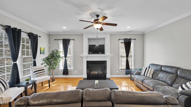 2817 Oakley Woods Lane, Apex, NC 27539