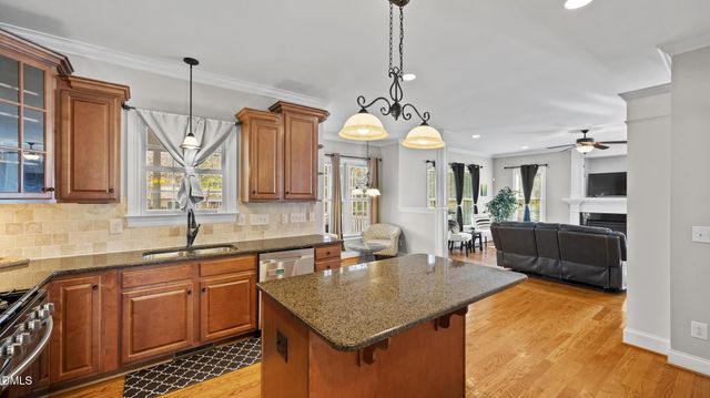 2817 Oakley Woods Lane, Apex, NC 27539