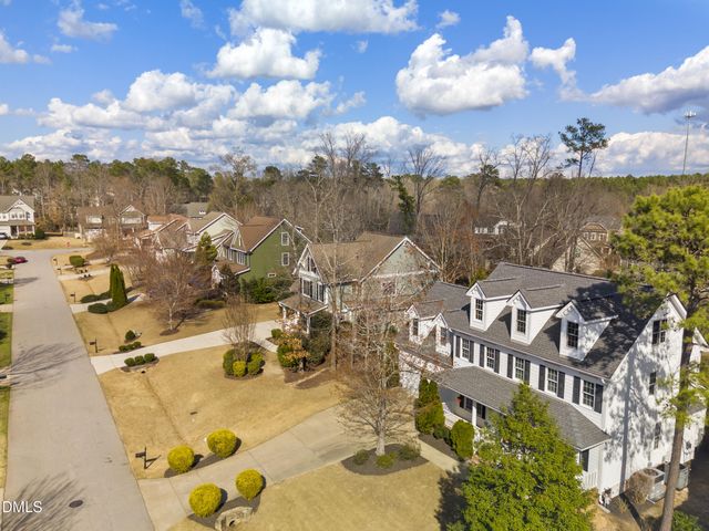 2817 Oakley Woods Lane, Apex, NC 27539