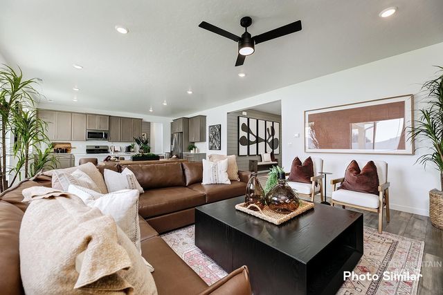 122 Ravello St, Caldwell, ID 83607