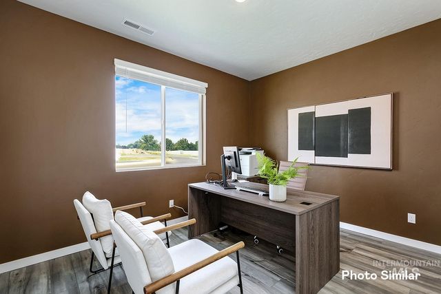 122 Ravello St, Caldwell, ID 83607
