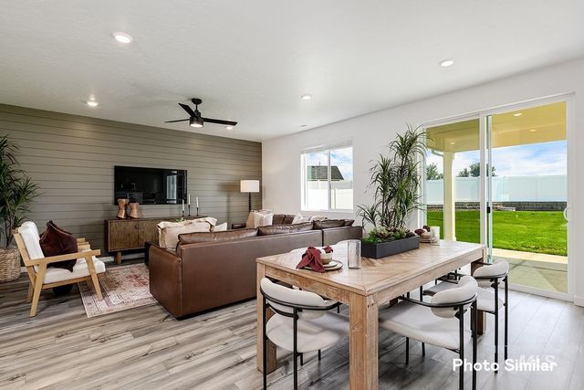 122 Ravello St, Caldwell, ID 83607