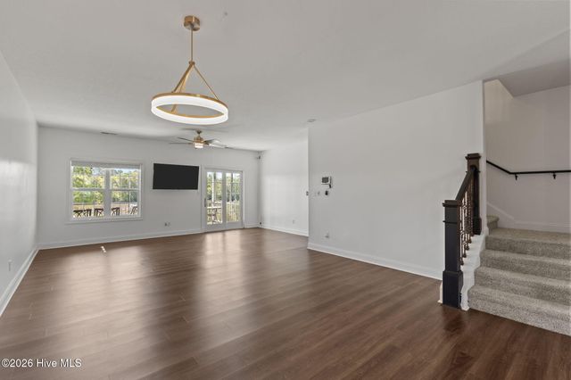 400 Garland Shores Drive, Hubert, NC 28539