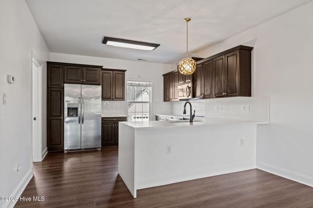 400 Garland Shores Drive, Hubert, NC 28539