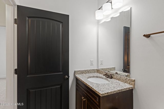 400 Garland Shores Drive, Hubert, NC 28539