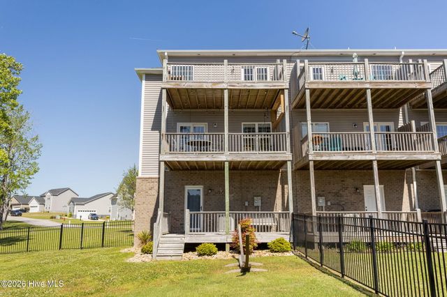 400 Garland Shores Drive, Hubert, NC 28539