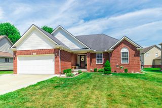 23509 W Creek Drive 36, New Boston City, MI 48164