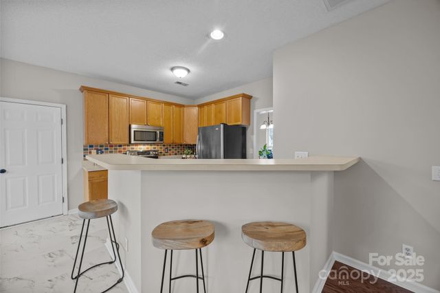 118 Meadow Pond Lane, Mooresville, NC 28117