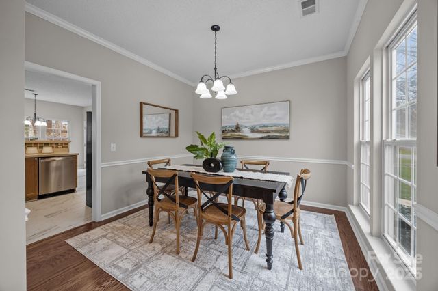 118 Meadow Pond Lane, Mooresville, NC 28117