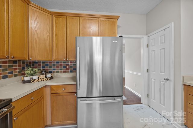 118 Meadow Pond Lane, Mooresville, NC 28117