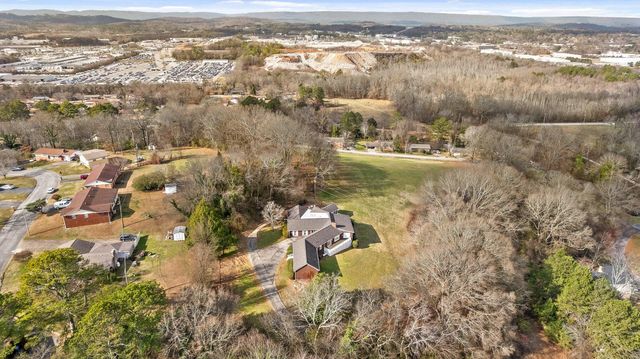 7322 Noah Reid Road, Chattanooga, TN 37421