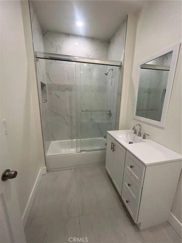 3933 Denker Avenue, Los Angeles, CA 90062