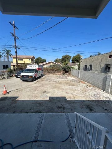 3933 Denker Avenue, Los Angeles, CA 90062