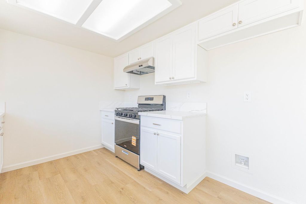 Image 10 of property listing at 116 Leyva Avenue, Firebaugh, CA 93622
