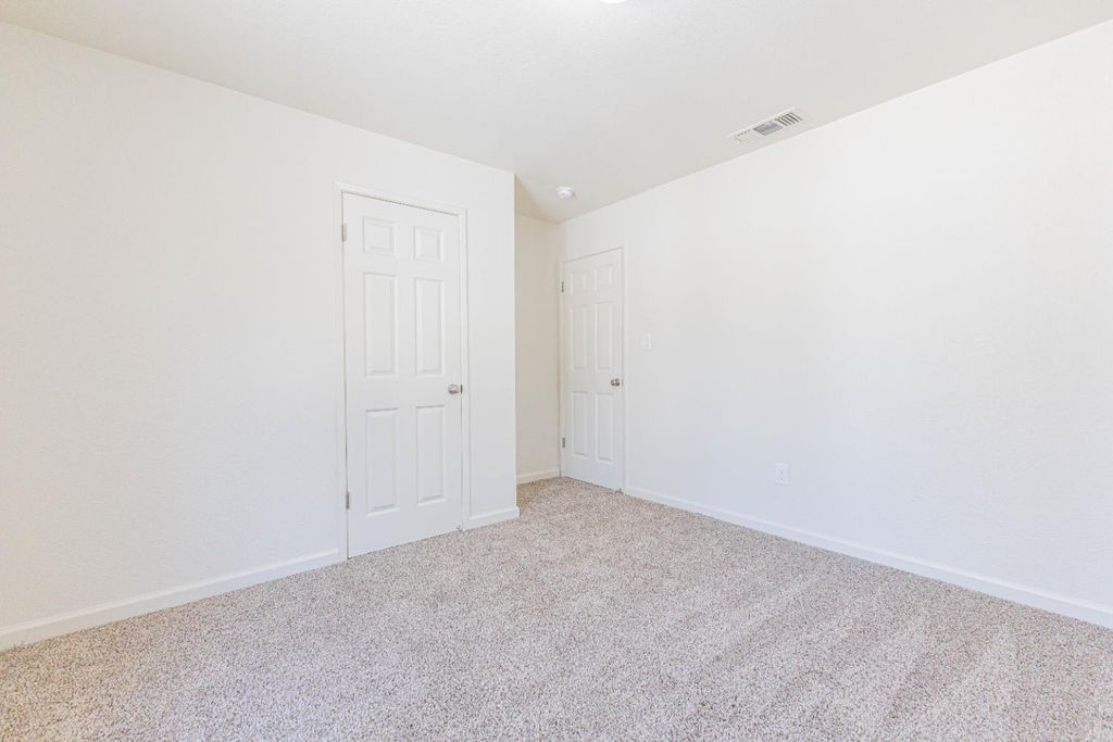 Image 16 of property listing at 116 Leyva Avenue, Firebaugh, CA 93622