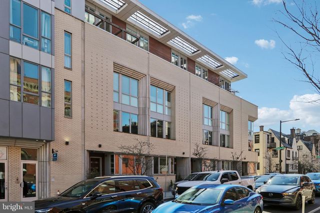 207 S 22ND ST, Philadelphia, PA 19103