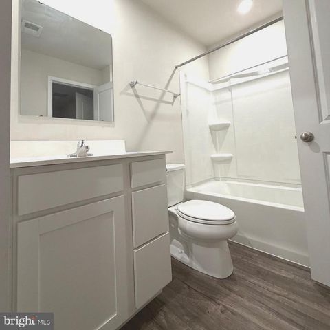 103 RHEA DR, Martinsburg, WV 25403