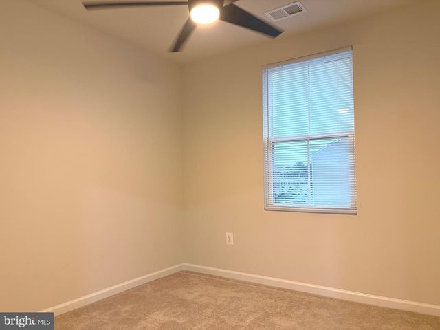 103 RHEA DR, Martinsburg, WV 25403