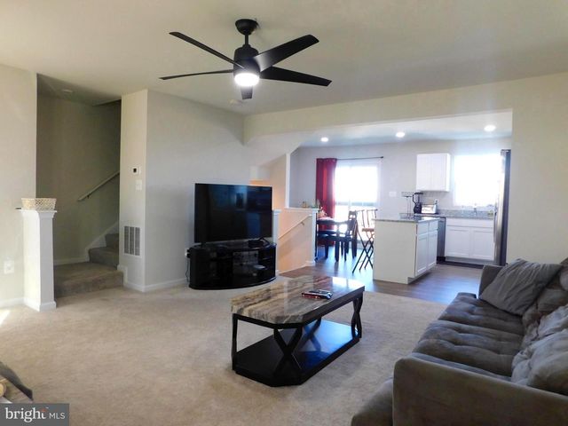 103 RHEA DR, Martinsburg, WV 25403