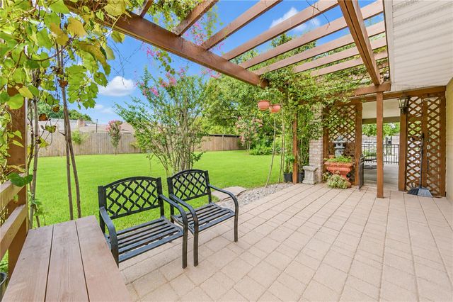 4018 S Blalock Road, Houston, TX 77080