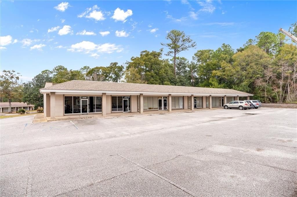 4080 Government Boulevard, Mobile, AL 36693 — exterior