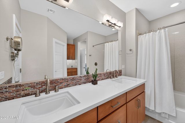 36131 N DESERT TEA Drive, Queen Creek, AZ 85140