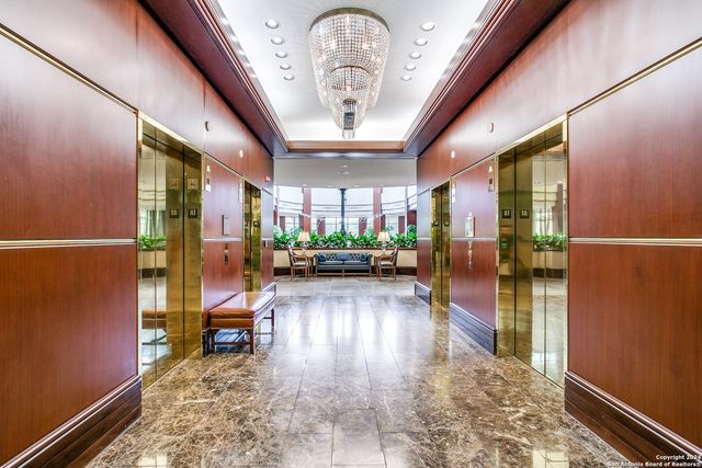 1 Towers Park Ln Apt 613, San Antonio, TX 78209