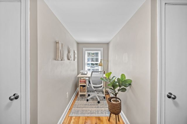 21 Plymouth St, Gardner, MA 01440
