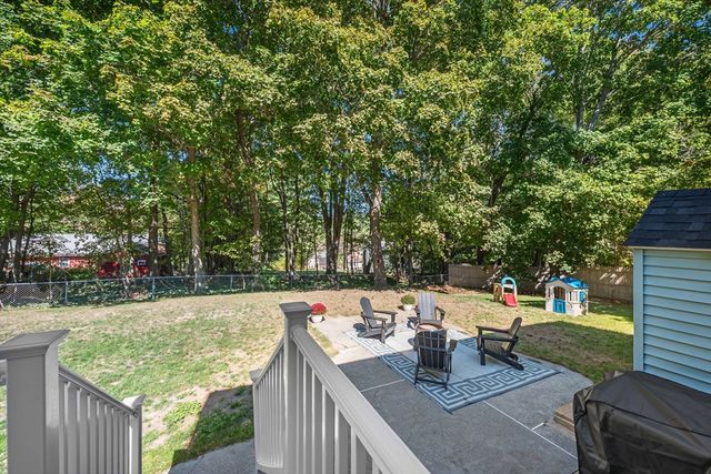 21 Plymouth St, Gardner, MA 01440