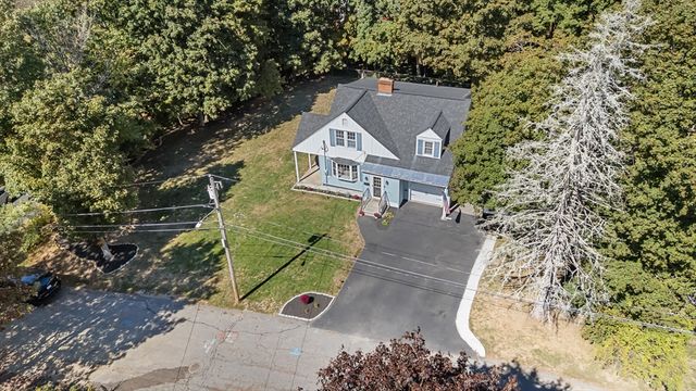 21 Plymouth St, Gardner, MA 01440