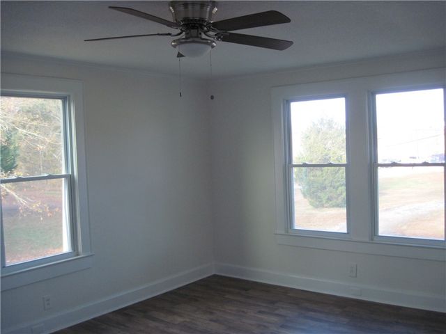 20 Mineral Park Lane, Williamston, SC 29697