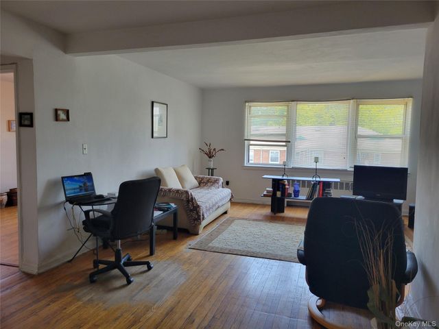 138-29 68th Drive 3C, Kew Garden Hills, NY 11367