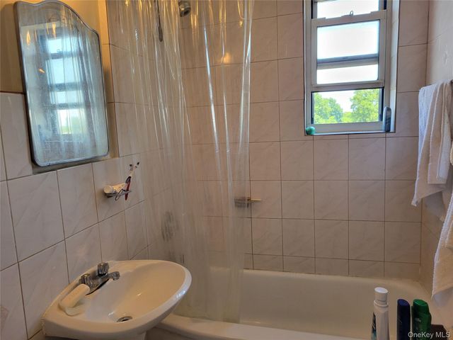 138-29 68th Drive 3C, Kew Garden Hills, NY 11367