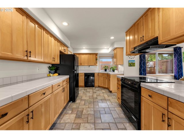 2701 WASHINGTON St, Vancouver, WA 98660