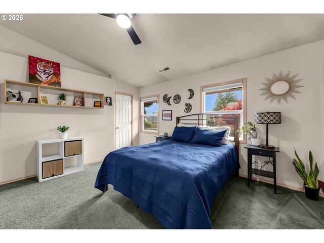 2701 WASHINGTON St, Vancouver, WA 98660