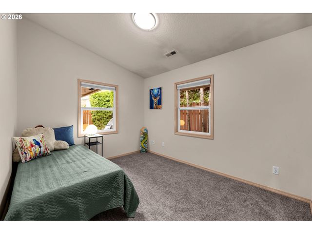 2701 WASHINGTON St, Vancouver, WA 98660