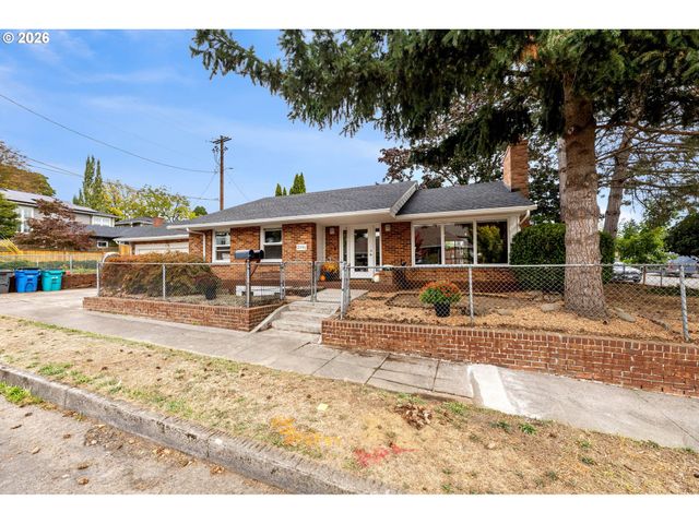 2701 WASHINGTON St, Vancouver, WA 98660