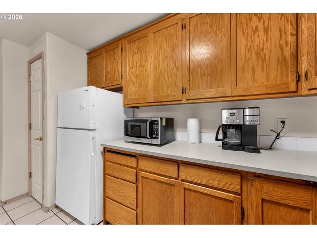 2701 WASHINGTON St, Vancouver, WA 98660