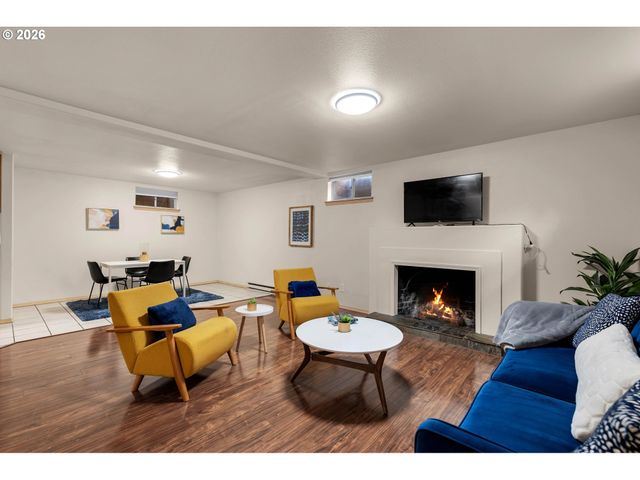 2701 WASHINGTON St, Vancouver, WA 98660