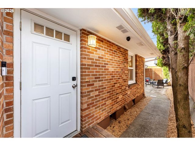 2701 WASHINGTON St, Vancouver, WA 98660
