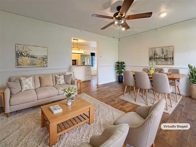 18 Belview Street, Baytown, TX 77521
