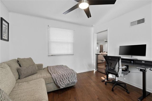 7651 Tomahawk Road, Prairie Village, KS 66208