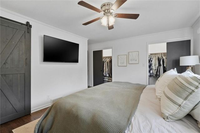 7651 Tomahawk Road, Prairie Village, KS 66208