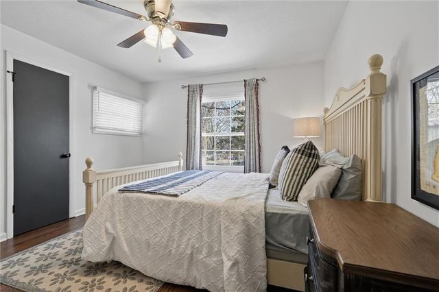 7651 Tomahawk Road, Prairie Village, KS 66208